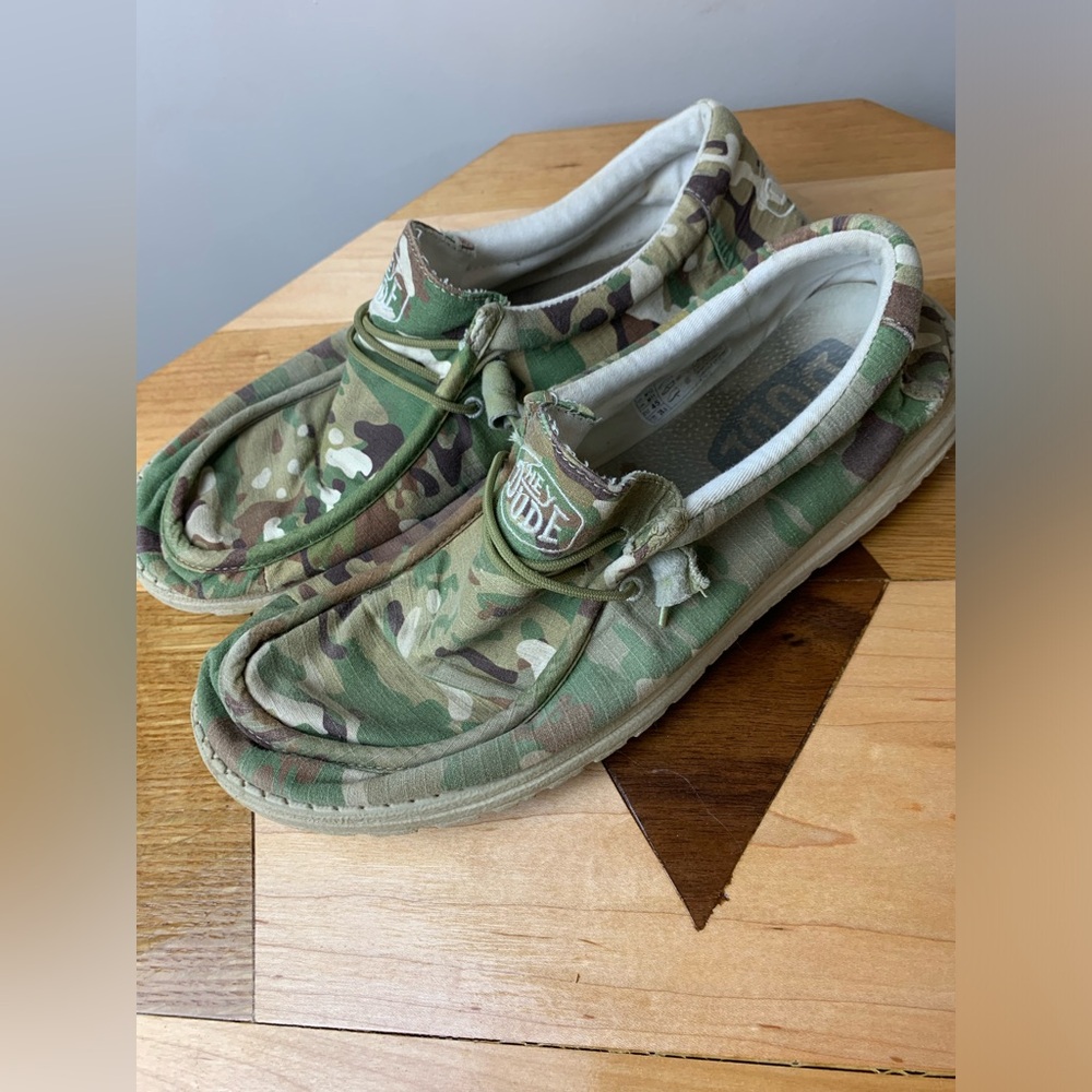 Men’s Wally Camouflage Multi Camo Hey Dude shoes casual slip on size 12 - Picture 2 of 8
